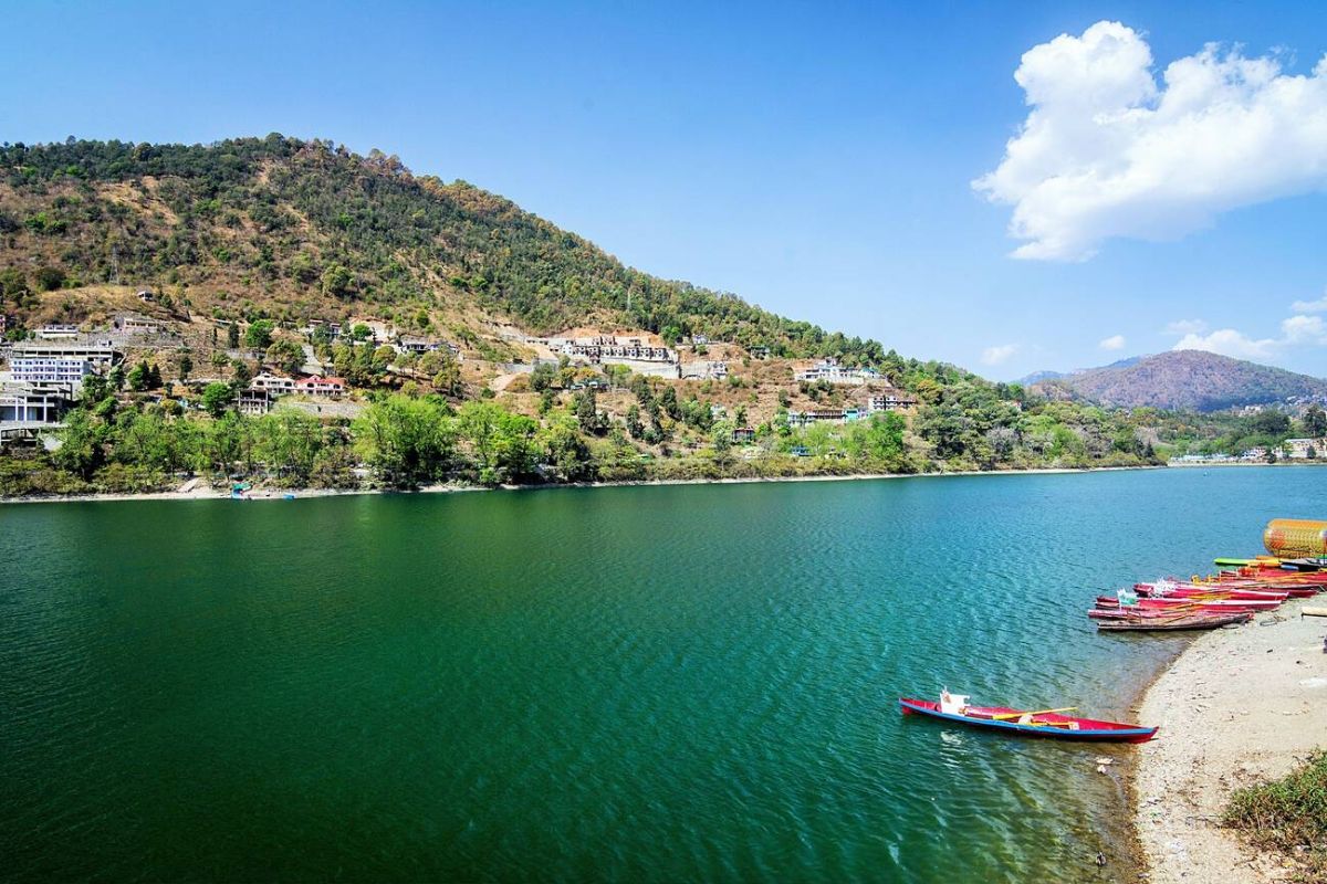 Naukuchiatal nine-cornered lake