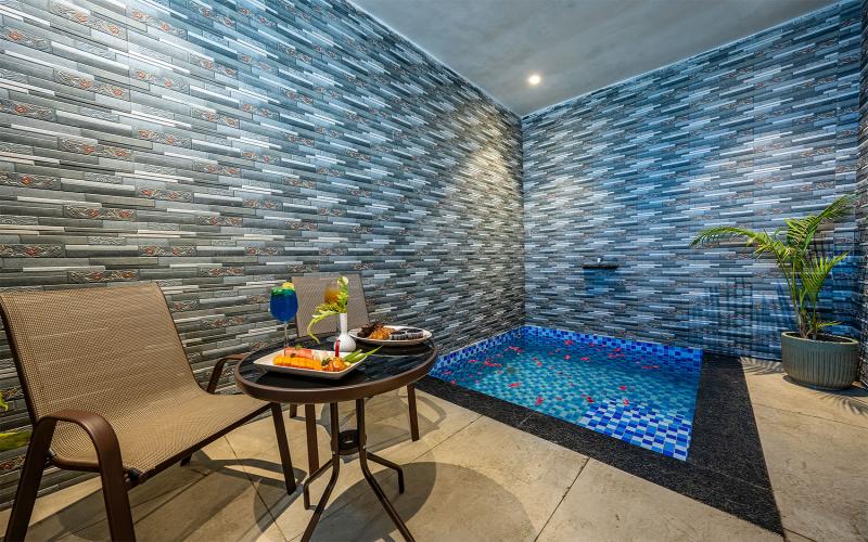 Plunge Pool Cottage